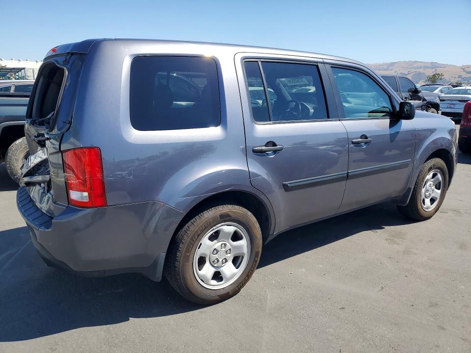57503536 :رقم المزاد ، 5FNYF4H27FB037863 vin ، 2015 Honda Pilot مزاد بيع