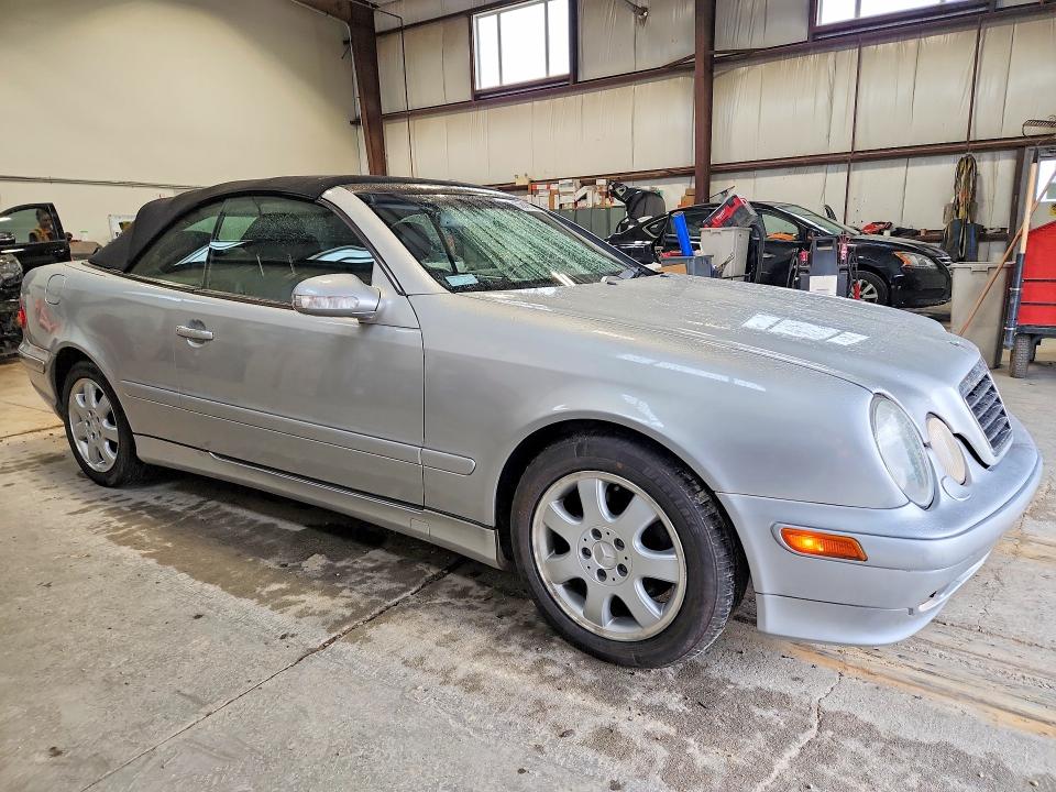 Продажа на аукционе авто 2001 Mercedes-benz Clk, vin: WDBLK65G81T070506, номер лота: 55647526