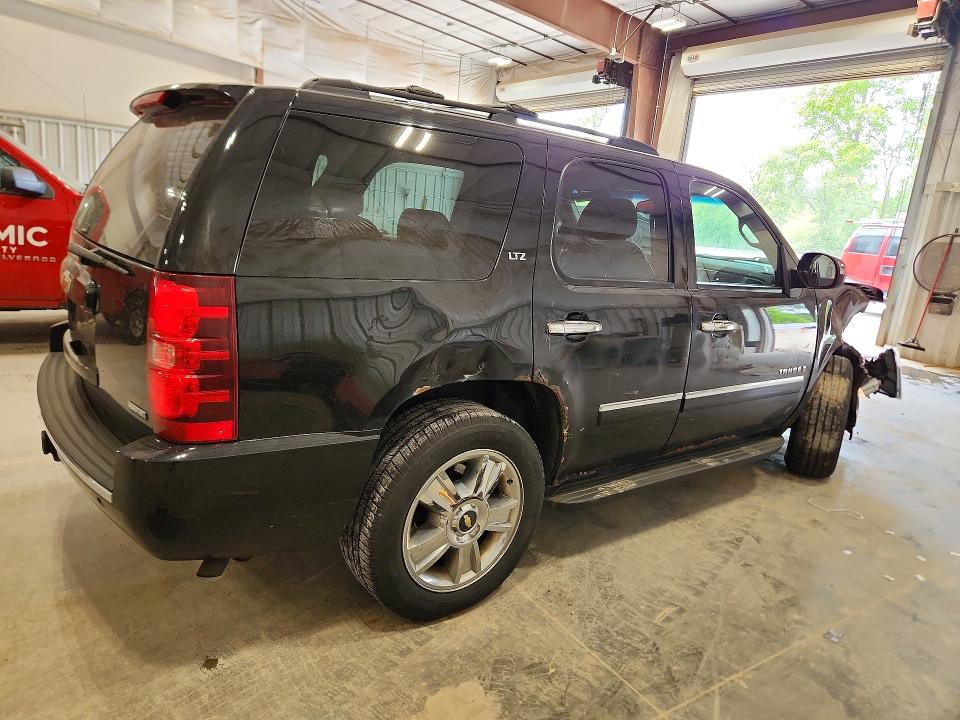 2009 Chevrolet Tahoe მანქანა იყიდება აუქციონზე, vin: 1GNFK33099J116216, აუქციონის ნომერი: 55420436