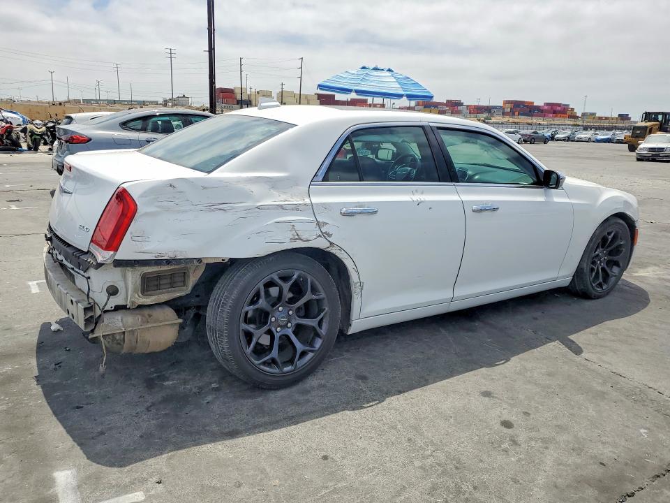 58324856 :رقم المزاد ، 2C3CCAEG5LH141862 vin ، 2020 Chrysler 300 مزاد بيع