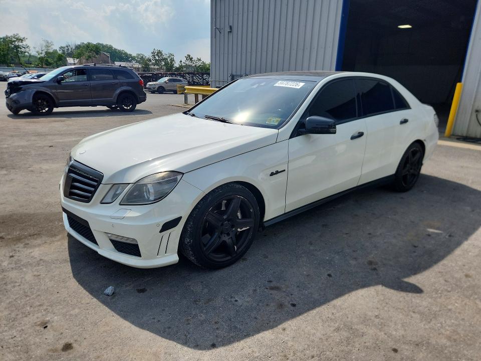 56787226 :رقم المزاد ، WDDHF7HBXAA117067 vin ، 2010 Mercedes-benz E مزاد بيع