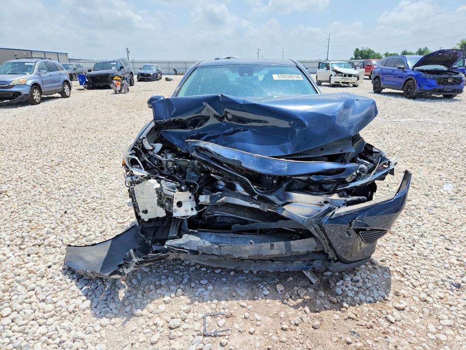 55850016 :رقم المزاد ، 4T1B11HK8KU759035 vin ، 2019 Toyota Camry مزاد بيع
