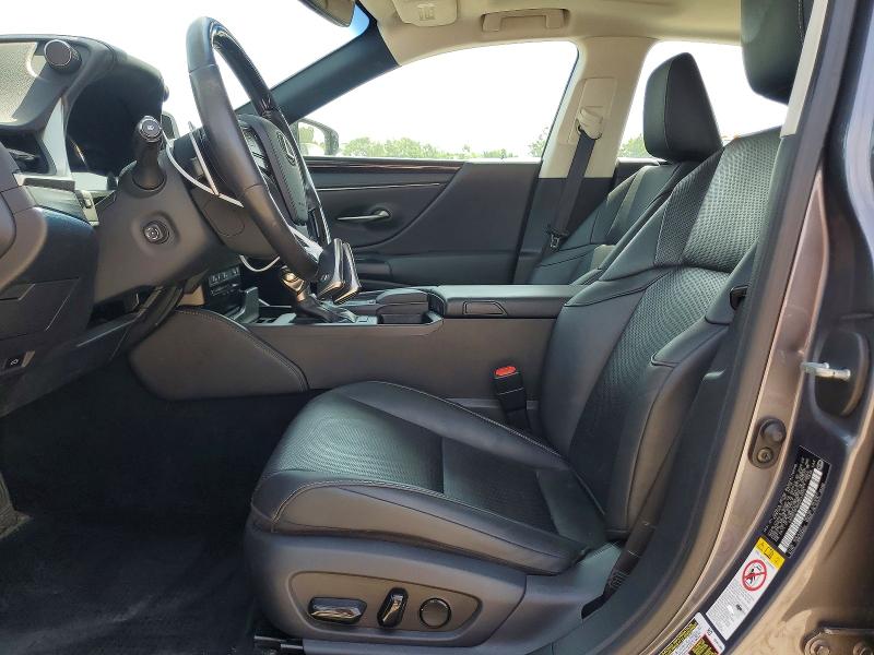 2019 Lexus Es მანქანა იყიდება აუქციონზე, vin: 58ABZ1B15KU033375, აუქციონის ნომერი: 74513865