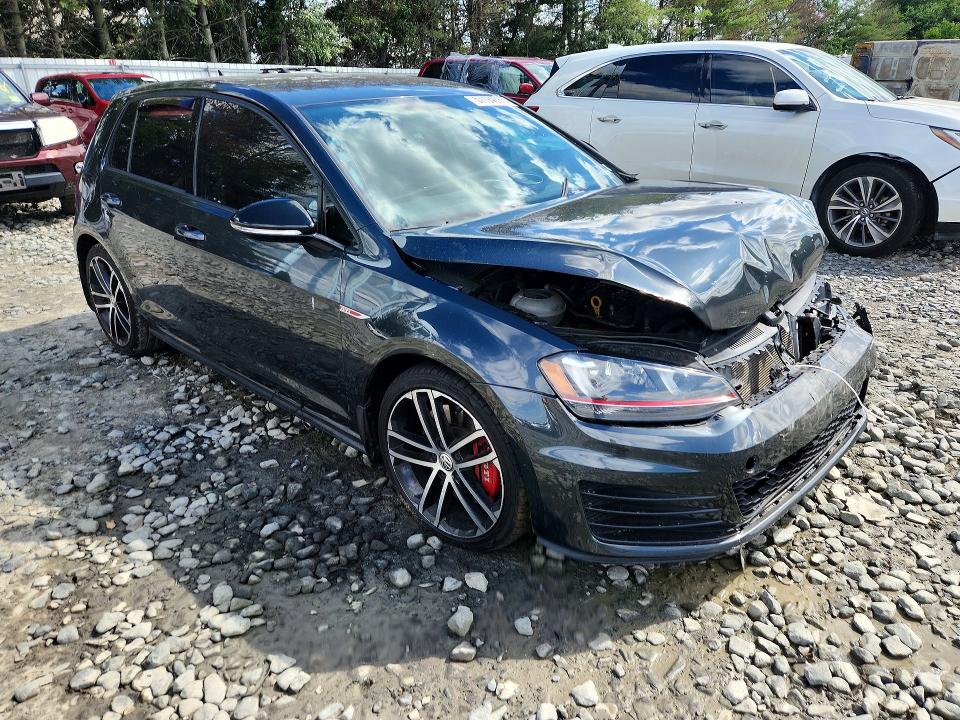 57194686 :رقم المزاد ، 3VW447AU8HM050506 vin ، 2017 Volkswagen Gti مزاد بيع