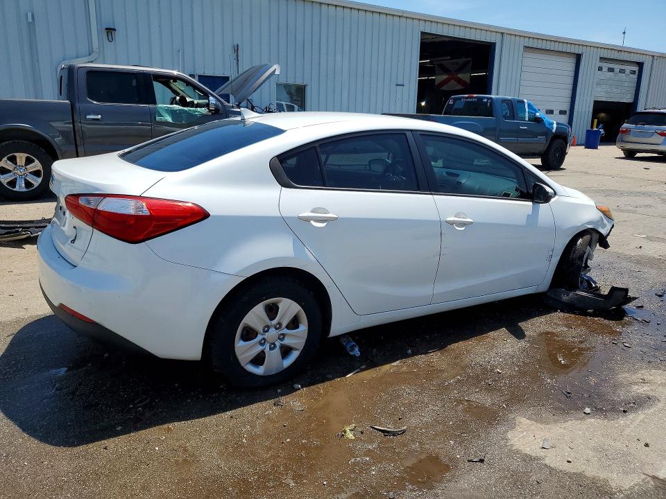 2015 Kia Forte მანქანა იყიდება აუქციონზე, vin: KNAFX4A61F5416390, აუქციონის ნომერი: 55650576