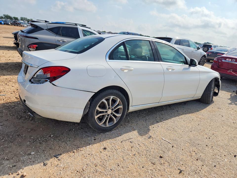 57849836 :رقم المزاد ، 55SWF4JB4FU051767 vin ، 2015 Mercedes-benz C مزاد بيع