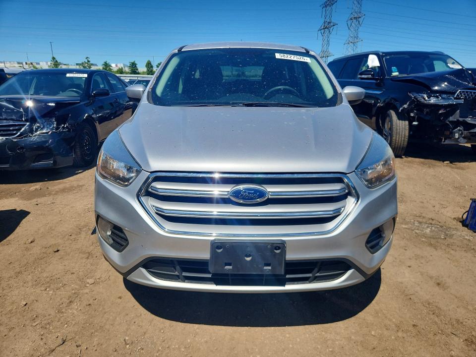 2017 Ford Escape მანქანა იყიდება აუქციონზე, vin: 1FMCU9GDXHUE05183, აუქციონის ნომერი: 58227526