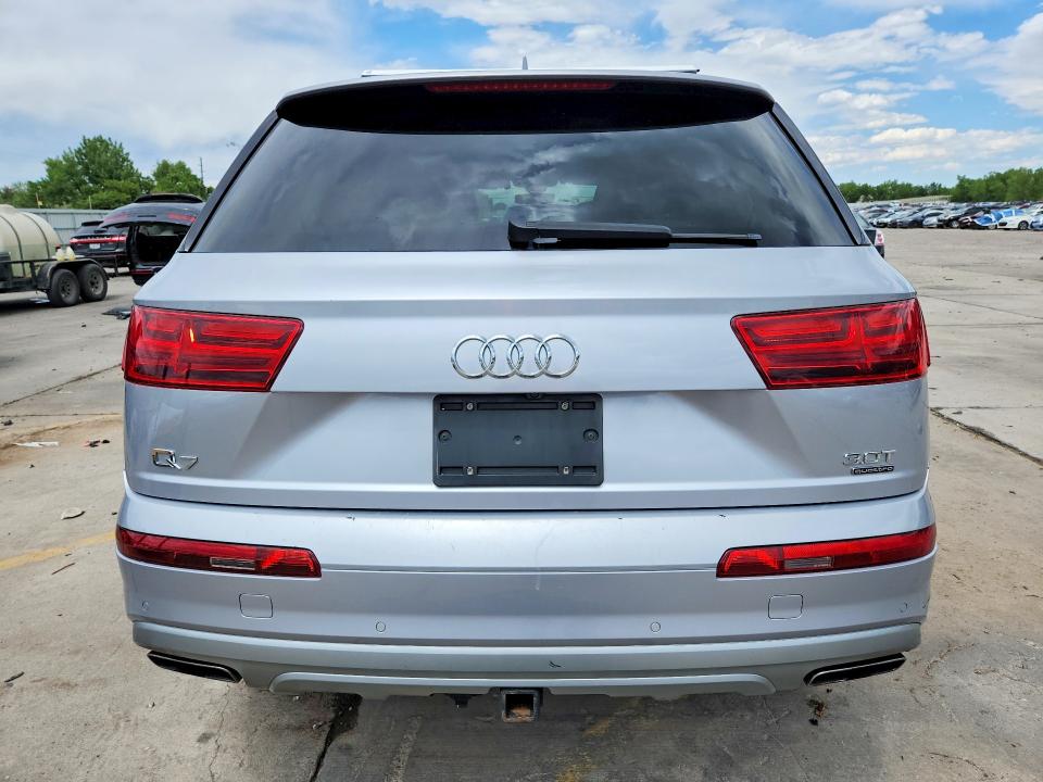 56260796 :رقم المزاد ، WA1VAAF75JD044450 vin ، 2018 Audi Q7 مزاد بيع