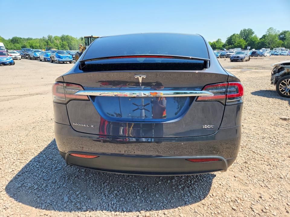 Продажа на аукционе авто 2018 Tesla Model X, vin: 5YJXCDE23JF122300, номер лота: 59123916