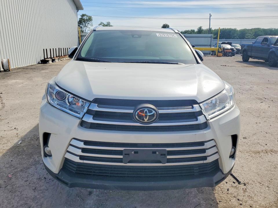 Продажа на аукционе авто 2017 Toyota Highlander, vin: 5TDJZRFHXHS520176, номер лота: 57816756