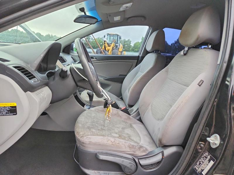 2017 Hyundai Accent მანქანა იყიდება აუქციონზე, vin: KMHCT4AE5HU339200, აუქციონის ნომერი: 57838456