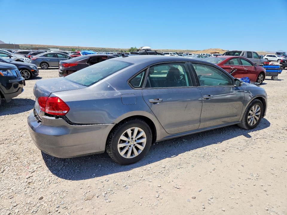 2014 Volkswagen Passat მანქანა იყიდება აუქციონზე, vin: 1VWAT7A35EC027369, აუქციონის ნომერი: 56178506
