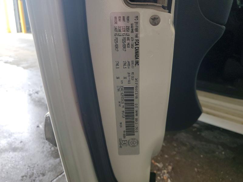 56945136 :رقم المزاد ، 2C4RC1HG2FR720128 vin ، 2015 Chrysler Town & Country مزاد بيع