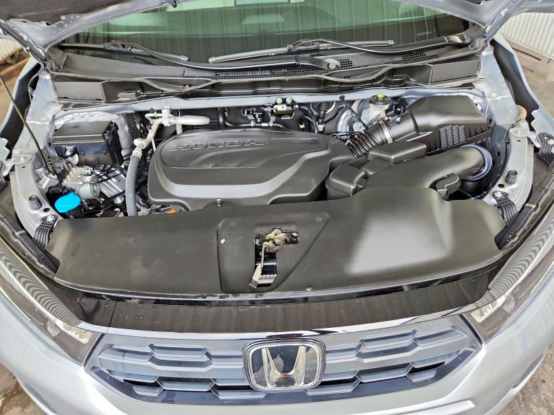56947616 :رقم المزاد ، 5FNRL6H60SB080270 vin ، 2025 Honda Odyssey مزاد بيع