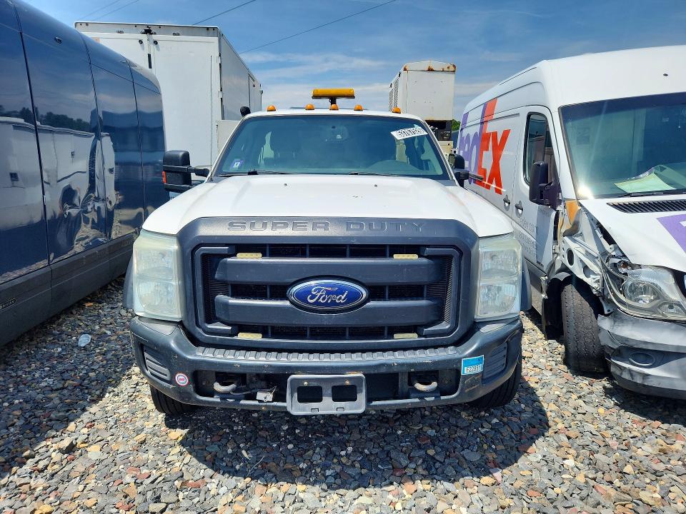 Продажа на аукционе авто 2015 Ford F550, vin: 1FDUF5HTXFEC39042, номер лота: 53767526