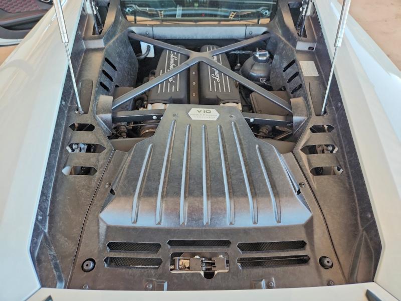 57928996 :رقم المزاد ، ZHWUC2ZF3JLA10432 vin ، 2018 Lamborghini Huracan مزاد بيع