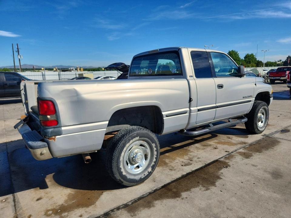 1999 Dodge Ram 2500 მანქანა იყიდება აუქციონზე, vin: 1B7KF23ZXXJ606715, აუქციონის ნომერი: 55965086