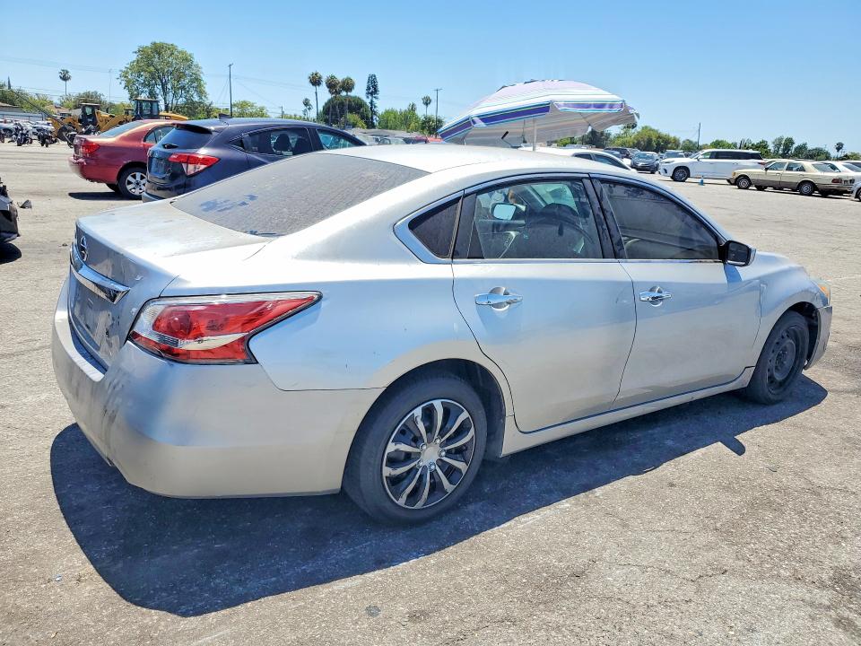 Продаж на аукціоні авто 2015 Nissan Altima, vin: 1N4AL3AP2FN334914, номер лоту: 57554396