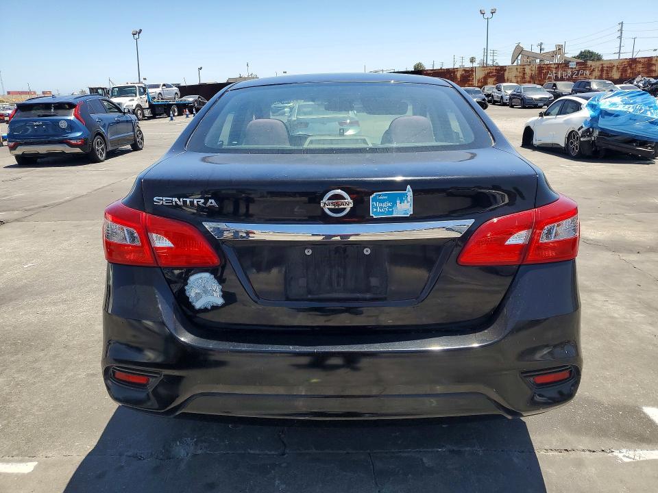 Продажа на аукционе авто 2017 Nissan Sentra, vin: 3N1AB7AP8HY219151, номер лота: 57080456