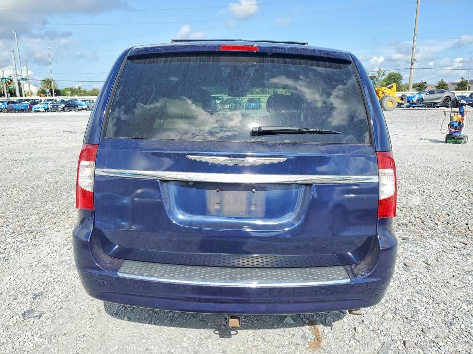 Продаж на аукціоні авто 2015 Chrysler Town & Country, vin: 2C4RC1BG0FR514413, номер лоту: 57490656