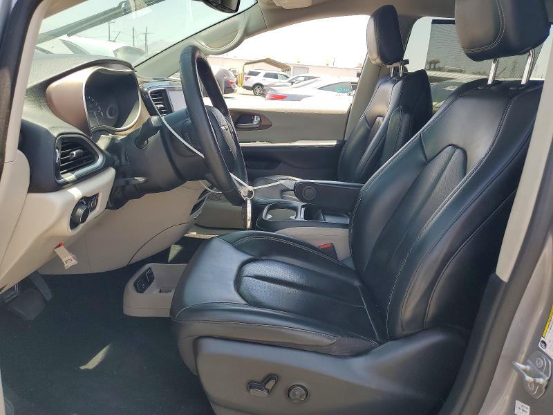 57269216 :رقم المزاد ، 2C4RC1DG2LR257330 vin ، 2020 Chrysler Voyager مزاد بيع