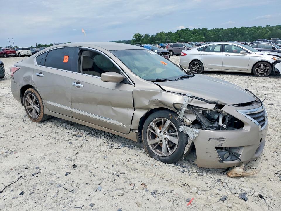 2015 Nissan Altima მანქანა იყიდება აუქციონზე, vin: 1N4AL3AP1FC260266, აუქციონის ნომერი: 58627686