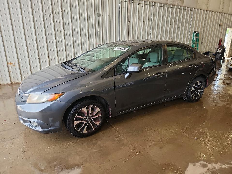 58064766 :رقم المزاد ، 19XFB2F99DE004003 vin ، 2013 Honda Civic مزاد بيع