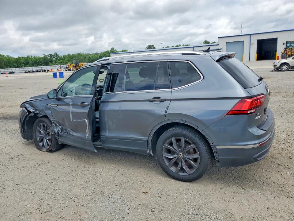 Продажа на аукционе авто 2022 Volkswagen Tiguan, vin: 3VV3B7AX0NM066825, номер лота: 54900946