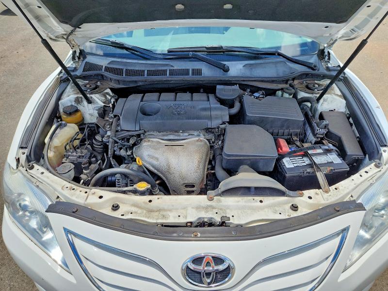 57418546 :رقم المزاد ، 4T1BF3EK9BU682449 vin ، 2011 Toyota Camry مزاد بيع