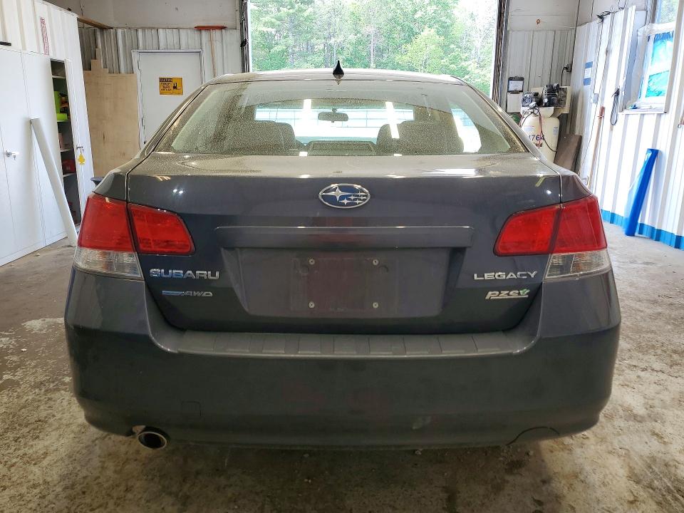 56825016 :رقم المزاد ، 4S3BMBK61B3261598 vin ، 2011 Subaru Legacy مزاد بيع
