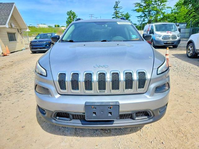 Продаж на аукціоні авто 2016 Jeep Cherokee, vin: 1C4PJMAB1GW305582, номер лоту: 55920566