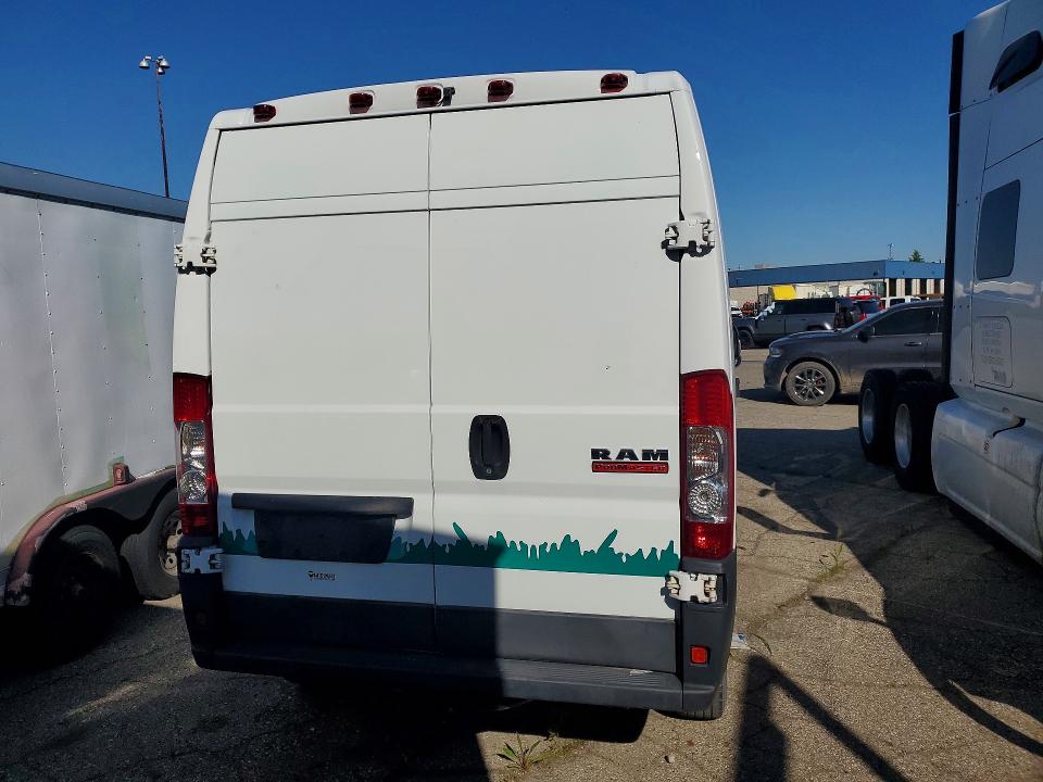 55559046 :رقم المزاد ، 3C6TRVCG2FE517381 vin ، 2015 Ram Promaster 2500 مزاد بيع