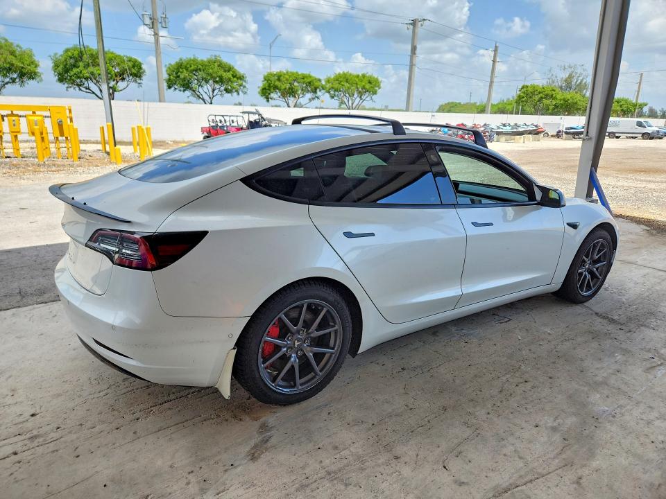 2018 Tesla Model 3 მანქანა იყიდება აუქციონზე, vin: 5YJ3E1EA1JF161675, აუქციონის ნომერი: 57946306