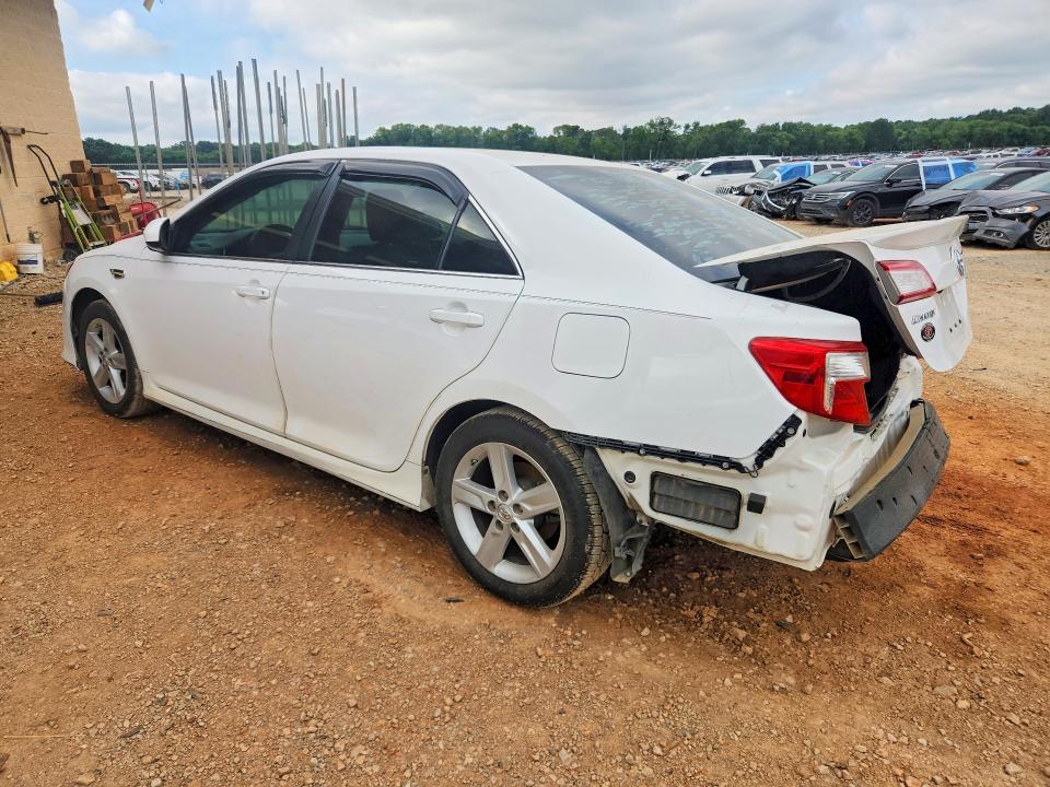 57650006 :رقم المزاد ، 4T1BF1FKXEU838991 vin ، 2014 Toyota Camry مزاد بيع
