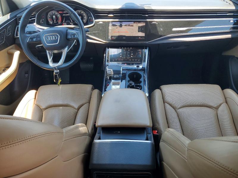 56090156 :رقم المزاد ، WA1CVAF18MD025824 vin ، 2021 Audi Q8 مزاد بيع