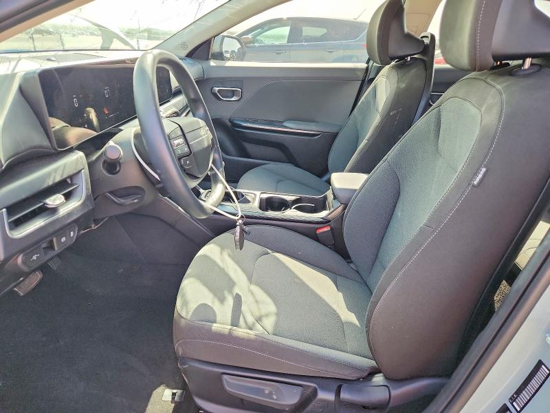 2025 Kia K4 მანქანა იყიდება აუქციონზე, vin: 3KPFT4DE3SE212674, აუქციონის ნომერი: 58881456