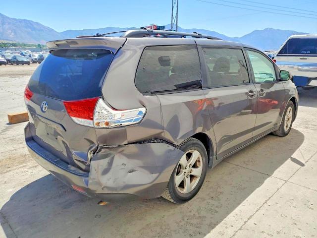 Продажа на аукционе авто 2011 Toyota Sienna, vin: 5TDKK3DC4BS092898, номер лота: 56049116