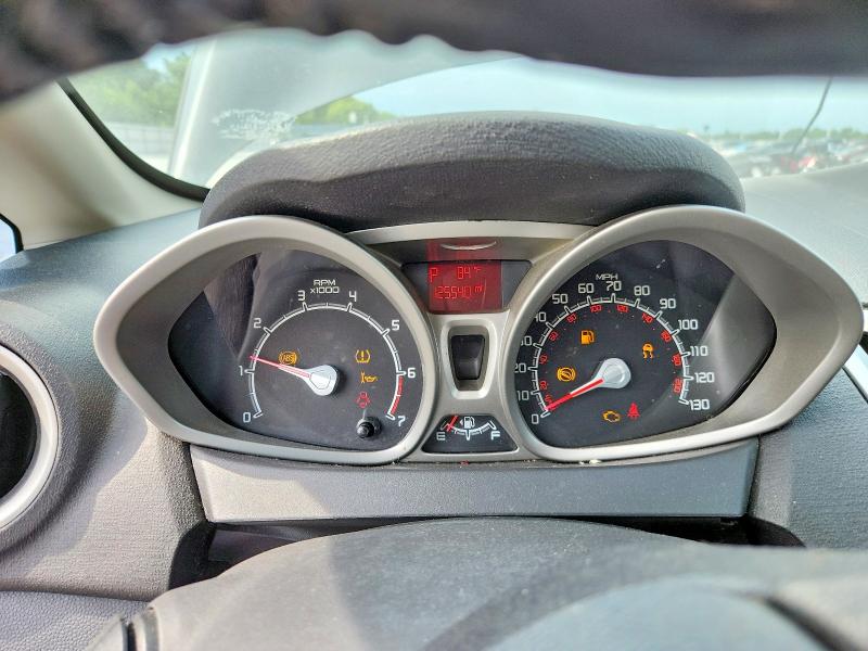 2011 Ford Fiesta მანქანა იყიდება აუქციონზე, vin: 3FADP4CJ0BM111808, აუქციონის ნომერი: 58298046