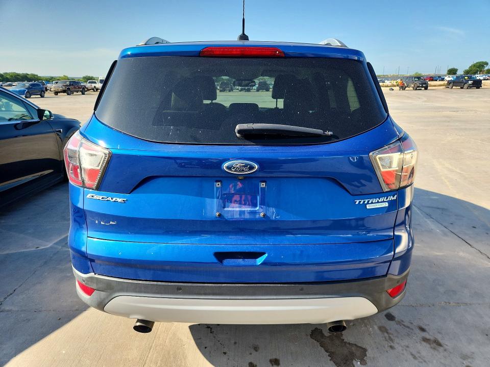 Продажа на аукционе авто 2017 Ford Escape, vin: 1FMCU0JD7HUA10026, номер лота: 55298286