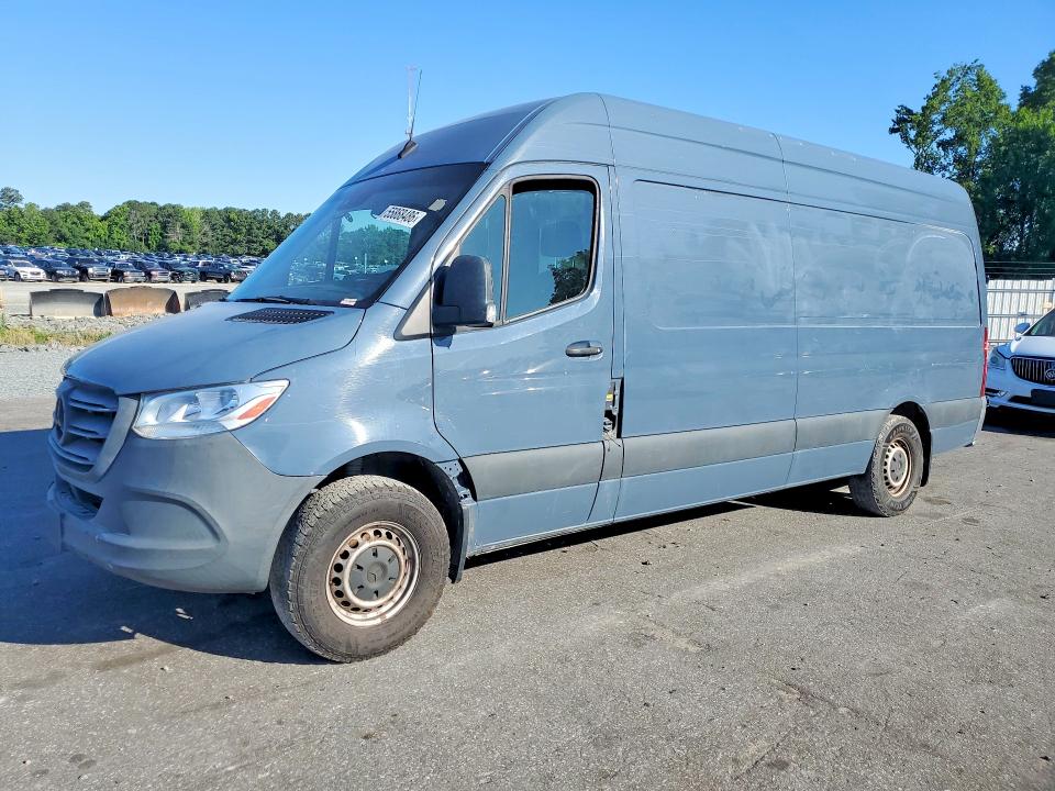 55868486 :رقم المزاد ، W1Y40CHY2MT071357 vin ، 2021 Mercedes-benz Sprinter مزاد بيع