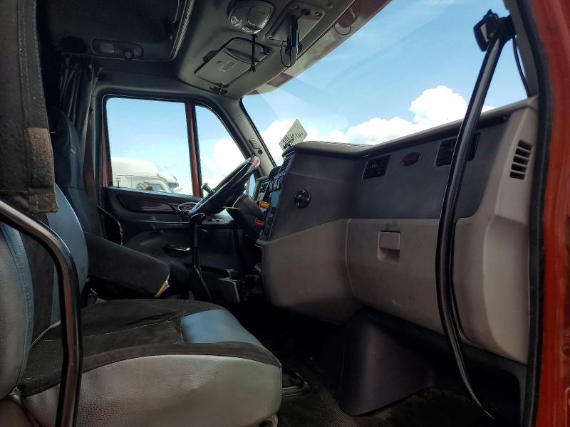 Auction sale of the 2014 Peterbilt 587, vin: 1XP4DP9X9ED220346, lot number: 55756406