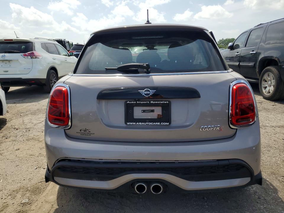 Продажа на аукционе авто 2024 Mini Cooper, vin: WMW53DK08R2V09110, номер лота: 58635646