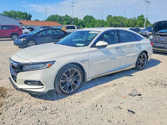 57149086 :رقم المزاد ، 1HGCV2F91KA017579 vin ، 2019 Honda Accord مزاد بيع