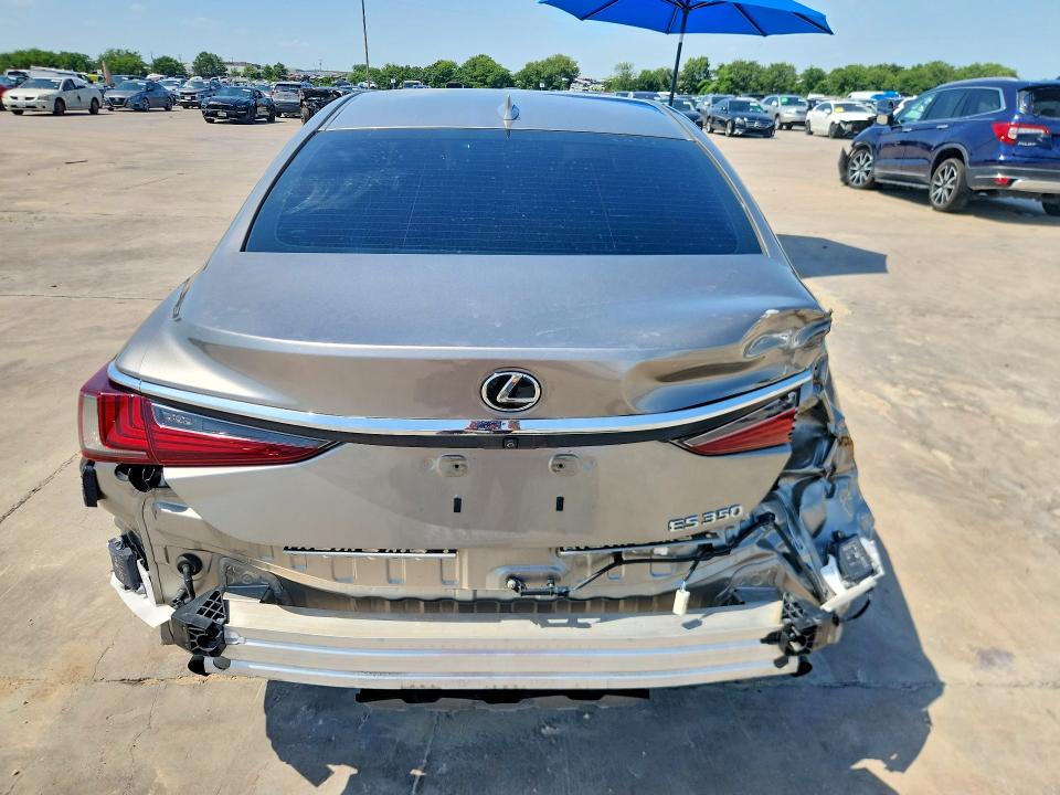 58562136 :رقم المزاد ، 58ABZ1B15KU019167 vin ، 2019 Lexus Es مزاد بيع