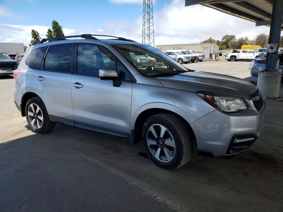 Продажа на аукционе авто 2017 Subaru Forester, vin: JF2SJAGC0HH802347, номер лота: 58437516