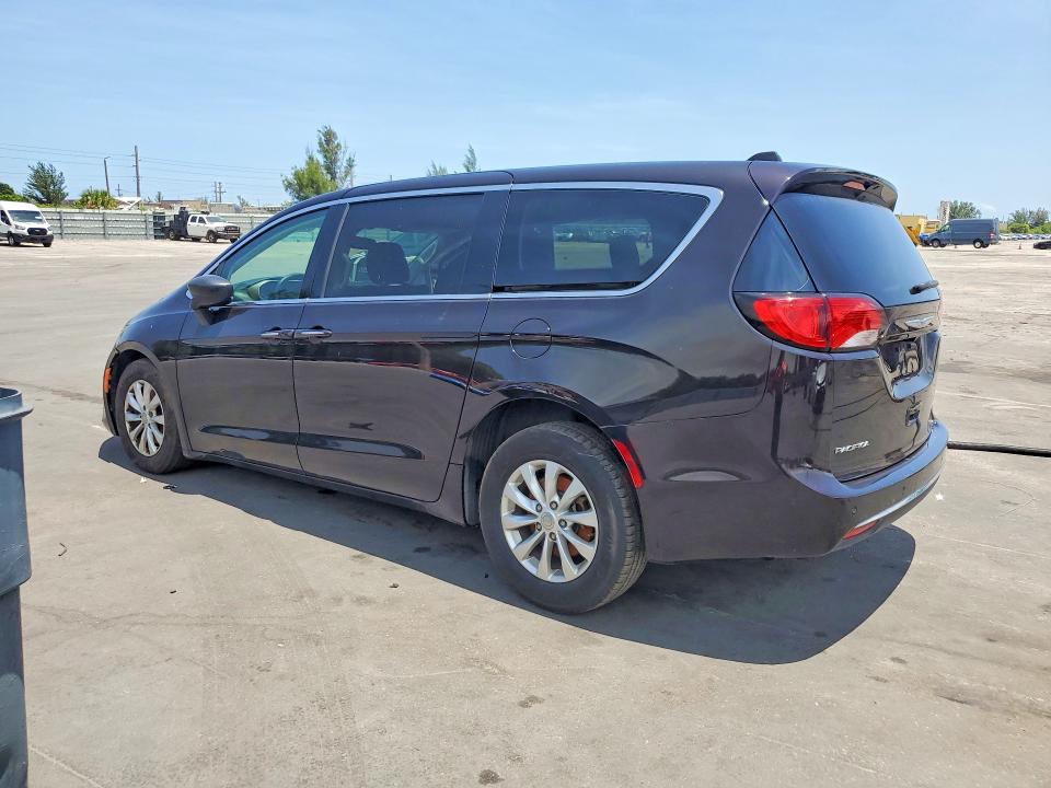 57870776 :رقم المزاد ، 2C4RC1FG2JR279144 vin ، 2018 Chrysler Pacifica مزاد بيع