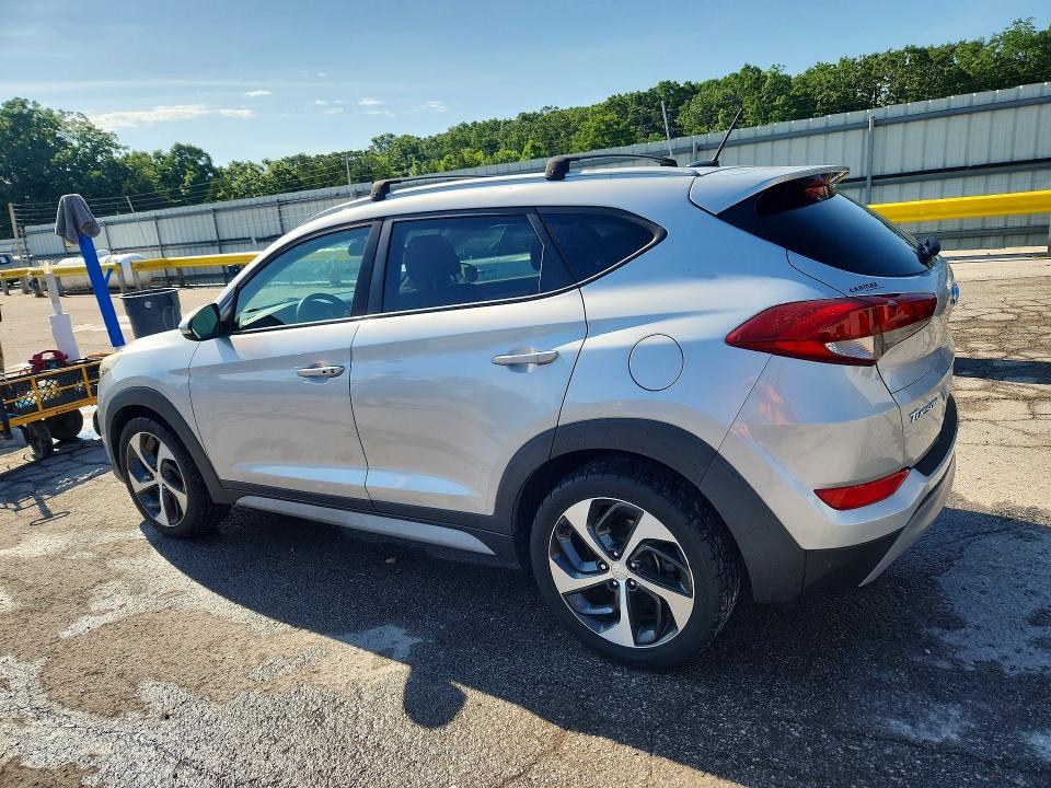 55524986 :رقم المزاد ، KM8J3CA22HU584494 vin ، 2017 Hyundai Tucson مزاد بيع