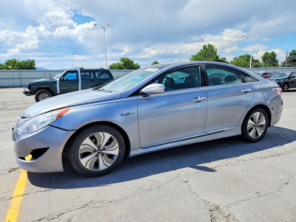 59184086 :رقم المزاد ، KMHEC4A42FA119267 vin ، 2015 Hyundai Sonata Hybrid مزاد بيع