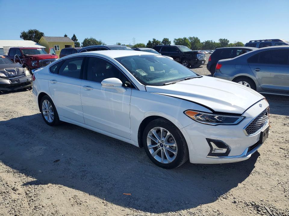 2019 Ford Fusion მანქანა იყიდება აუქციონზე, vin: 3FA6P0SU7KR238619, აუქციონის ნომერი: 57115186