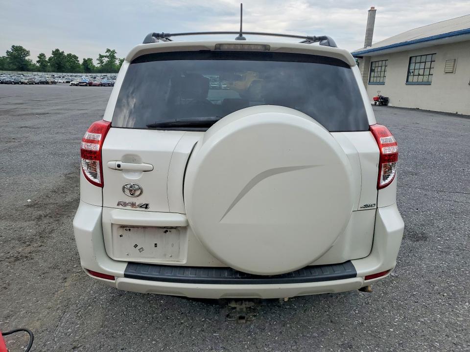 57717746 :رقم المزاد ، 2T3DK4DV4BW046647 vin ، 2011 Toyota Rav4 مزاد بيع